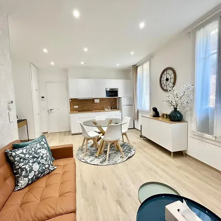 Delightful 3 Star Monaco Train Station Appartement